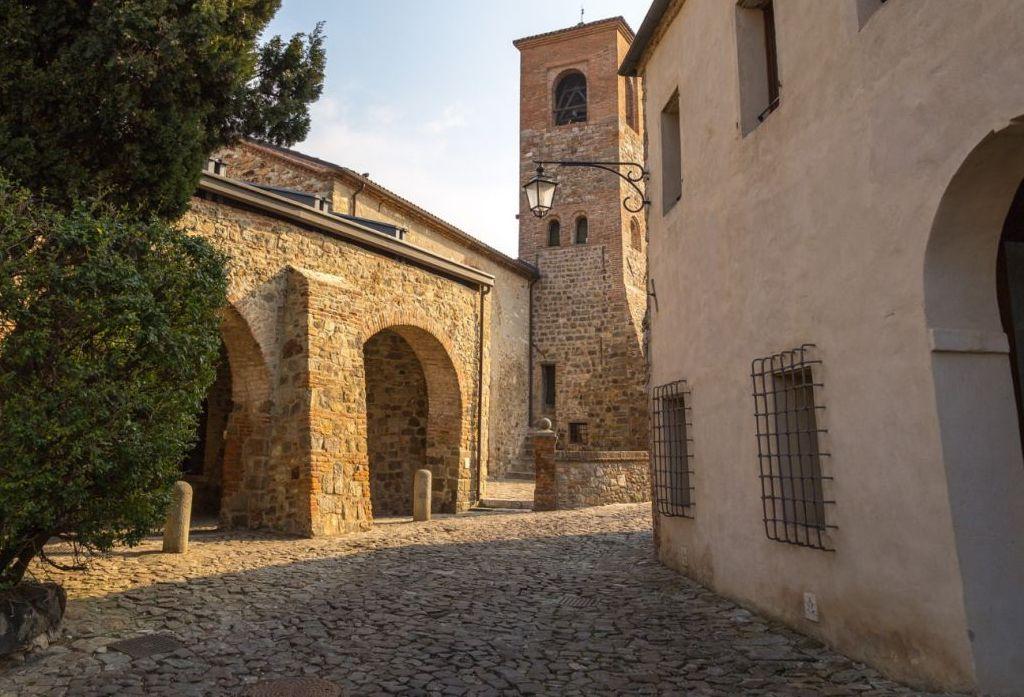 Oratorio della Santissma Trinità ad Arquà Petrarca